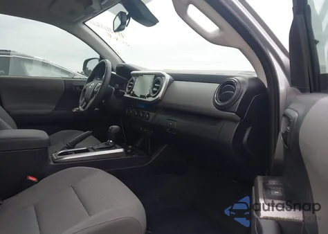 2023 Toyota Tacoma Sr5 V6 z USA, uszkodzony, nr VIN 3TYCZ5AN4PT173722